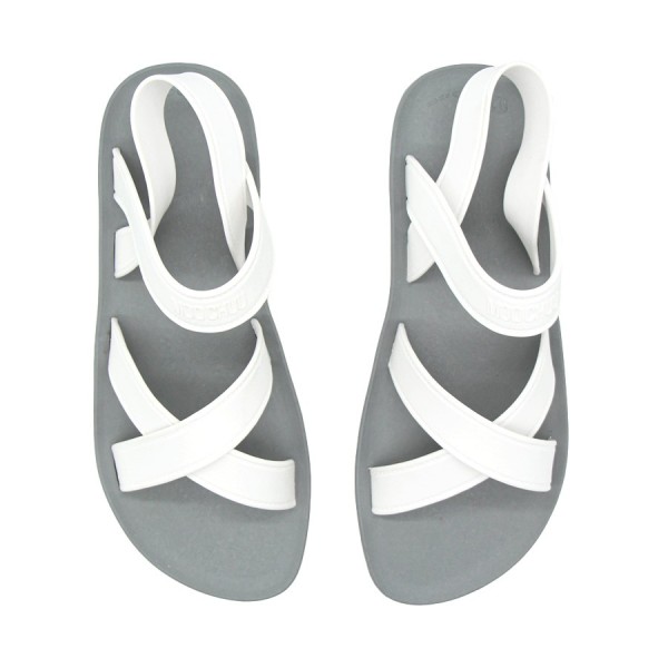 MC06 Cross Sandal 9-10